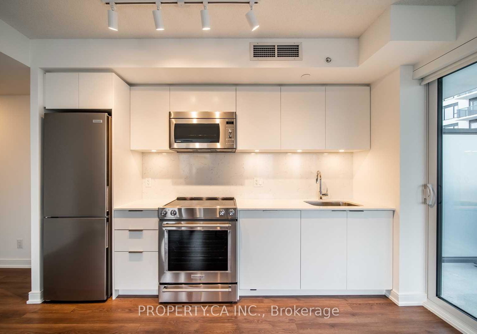 30-samuel-wood-way-etobicoke-ontario-w12835330
