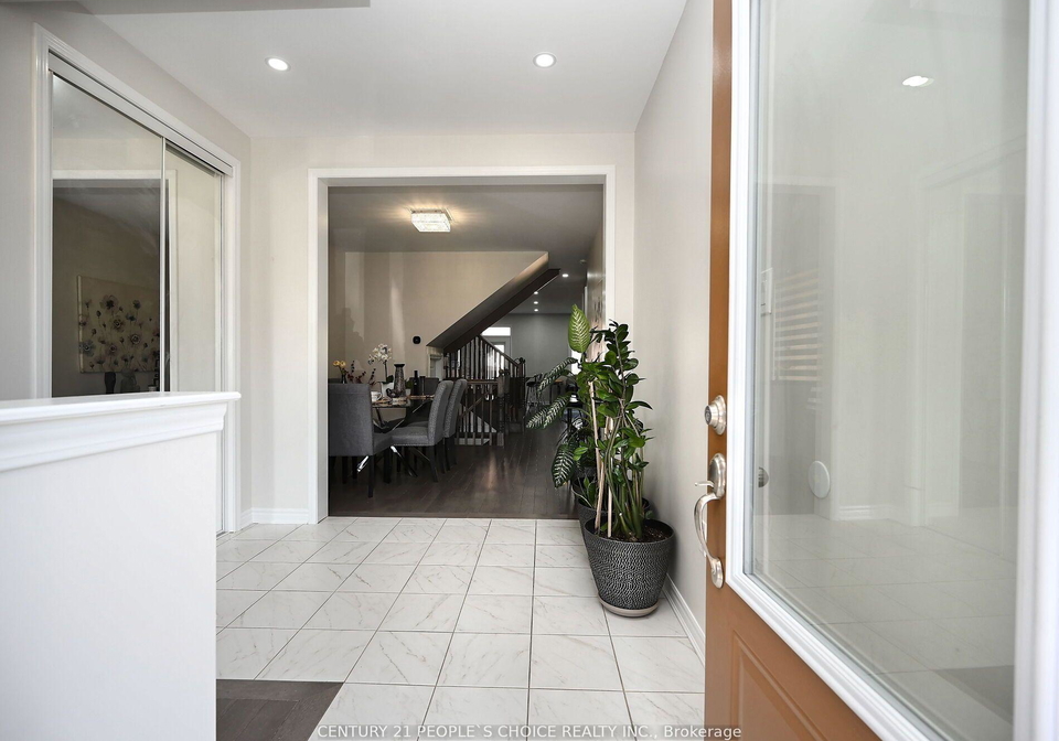 34-cyclone-trail-brampton-ontario-w12835340