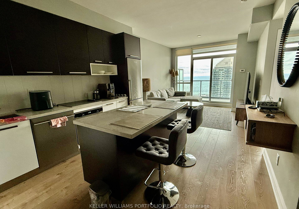 36-park-lawn-road-etobicoke-ontario-w12835388