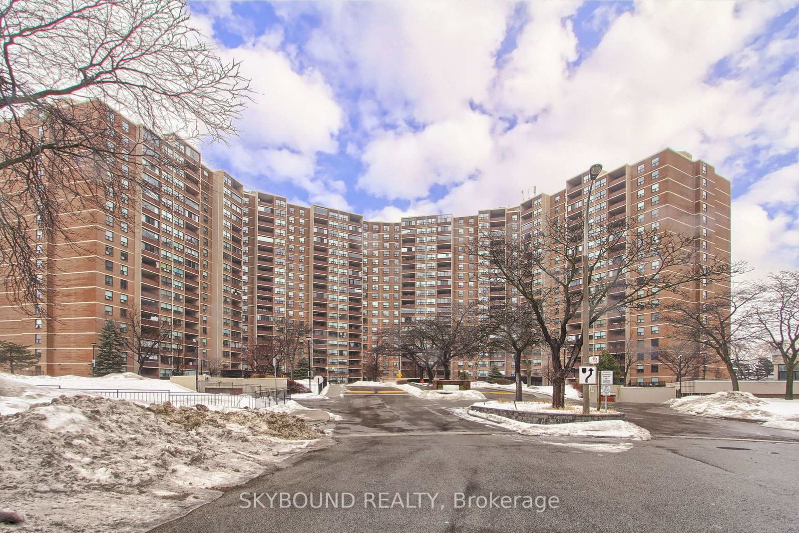 716-the-west-mall-etobicoke-ontario-w12835392