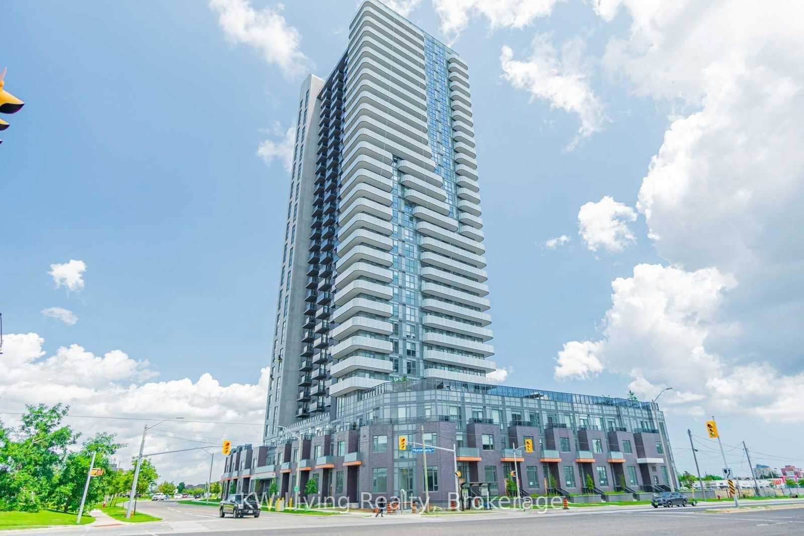 8-nahani-way-mississauga-ontario-w12835452