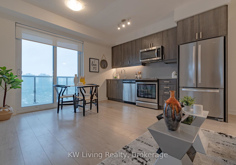 8-nahani-way-mississauga-ontario-w12835452