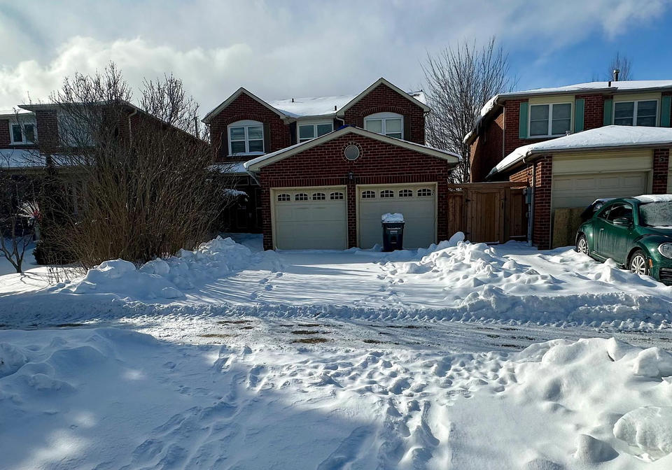 6255-camgreen-circle-mississauga-ontario-w12835614