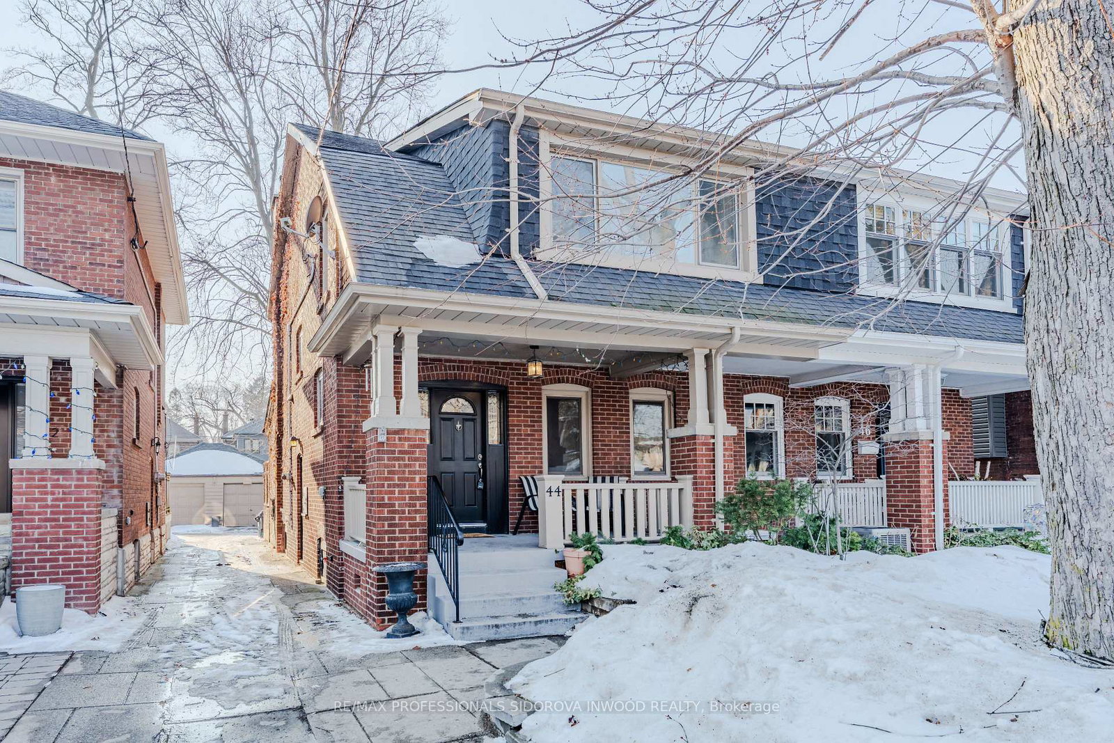 44-thornhill-avenue-toronto-ontario-w12835800