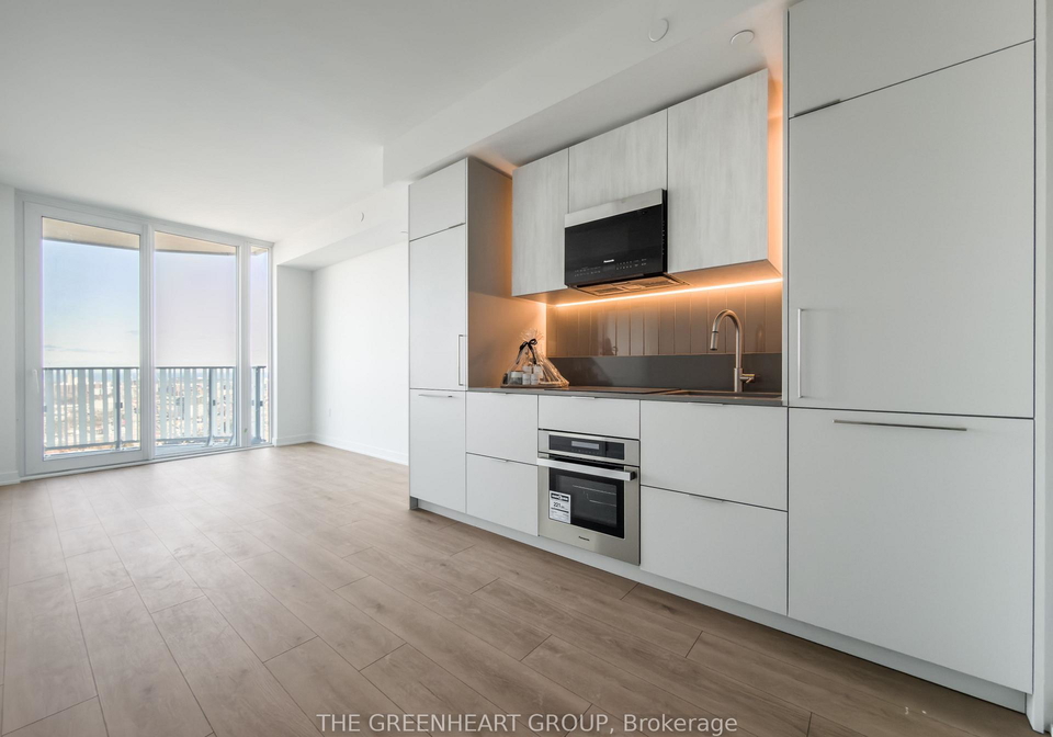1-fairview-road-mississauga-ontario-w12835812