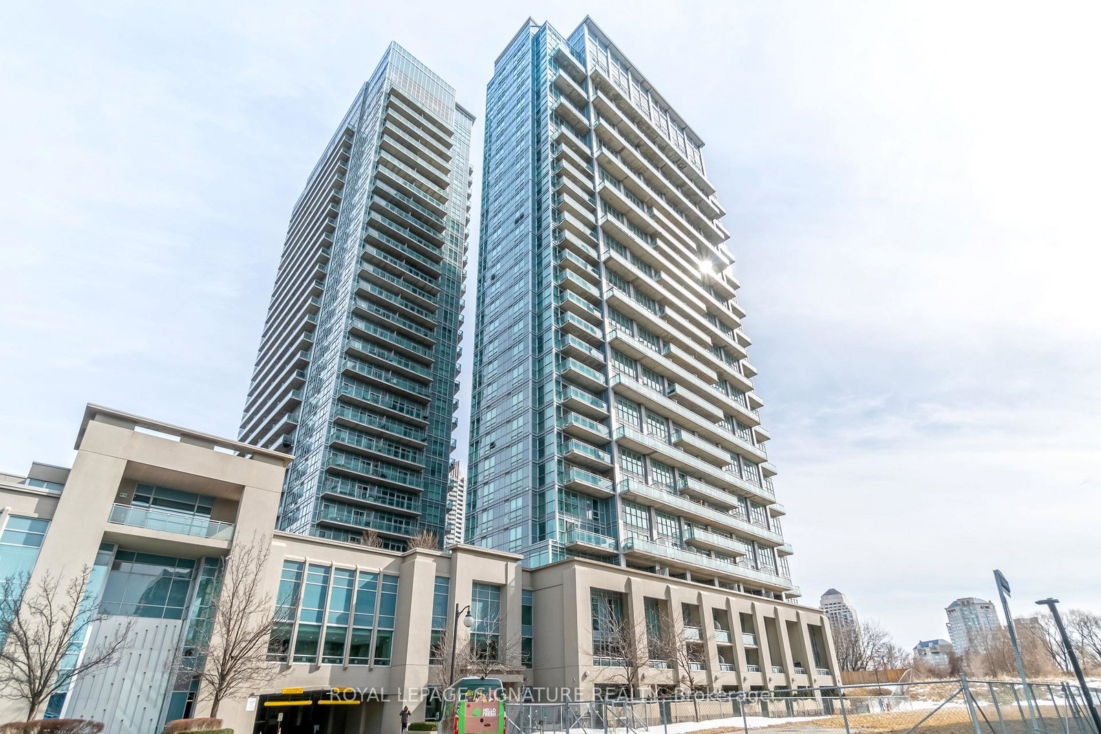 155-legion-road-n-etobicoke-ontario-w12835878