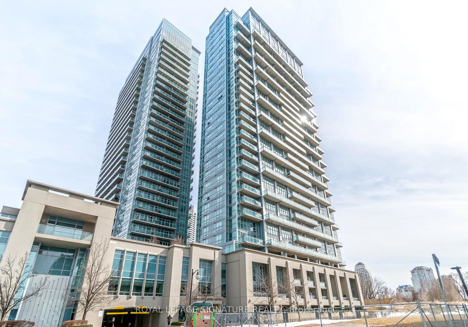 155-legion-road-n-etobicoke-ontario-w12835878