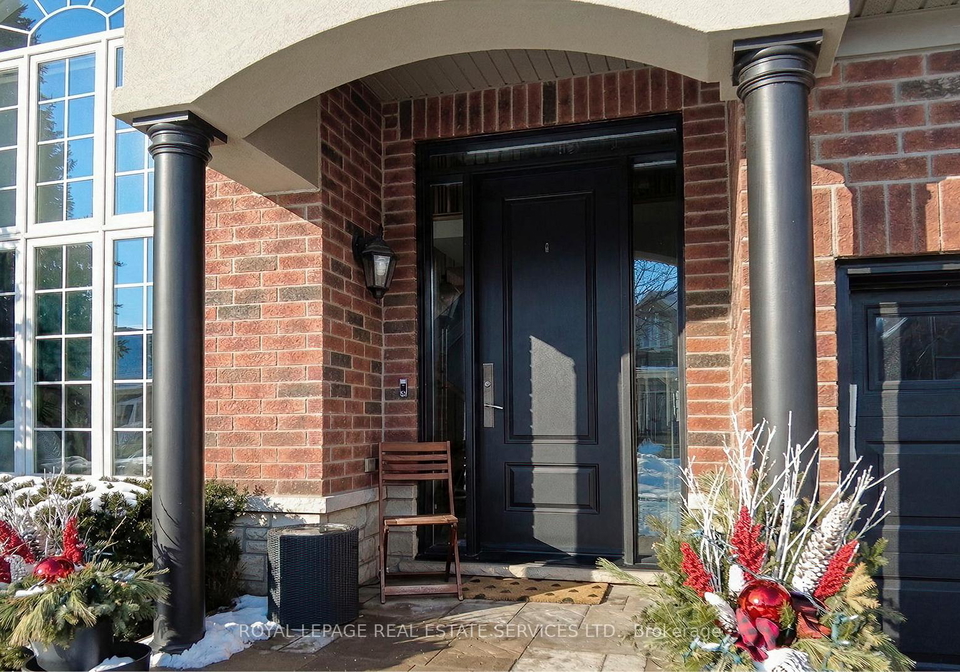 3229-saltaire-crescent-oakville-ontario-w12835910