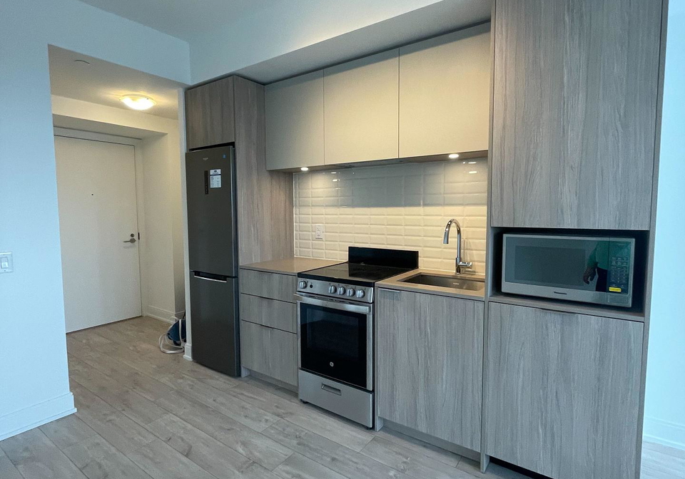 70-annie-craig-drive-etobicoke-ontario-w12835932
