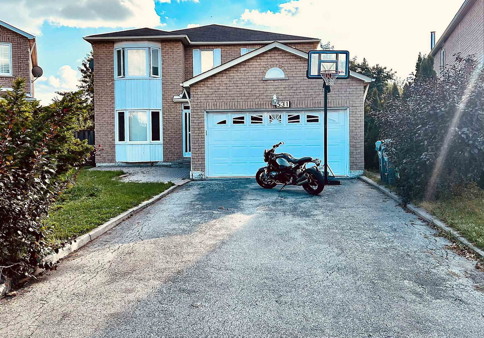 531-loretta-court-mississauga-ontario-w12835954