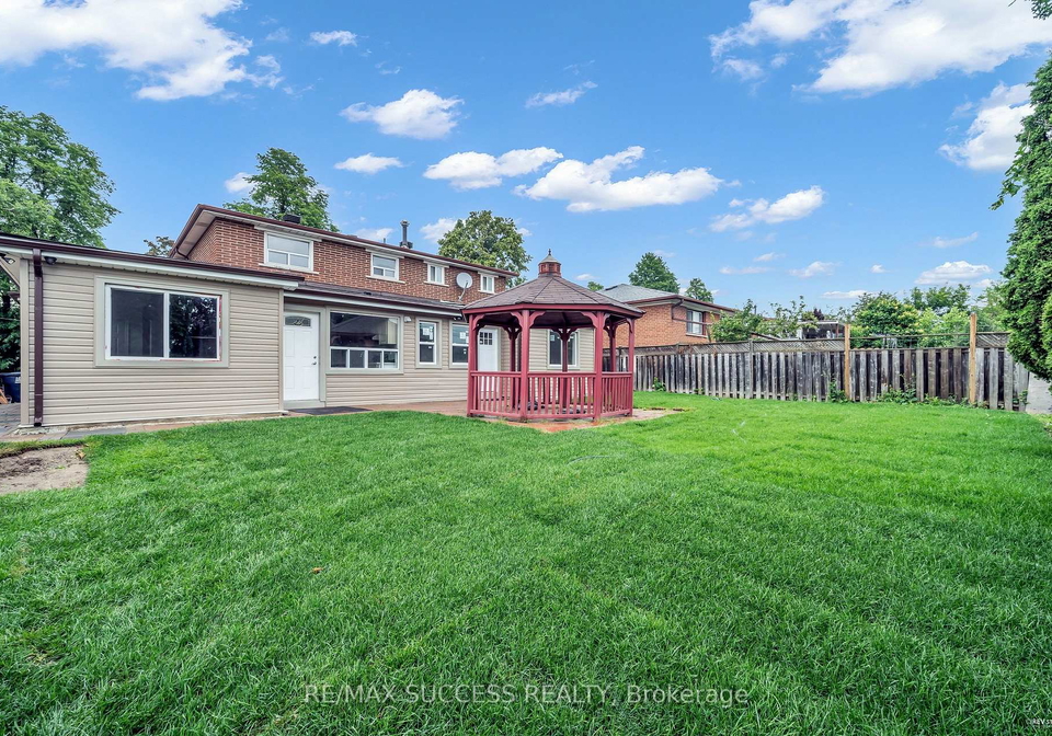 15-killamarsh-drive-york-ontario-w12836100