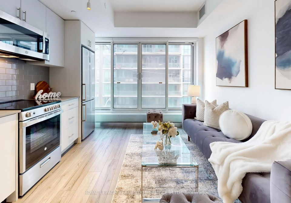 1195-the-queensway-etobicoke-ontario-w12836122
