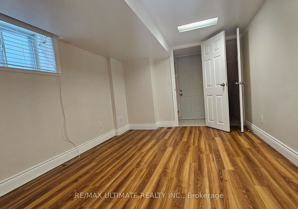 905-lansdowne-avenue-toronto-ontario-w12836252