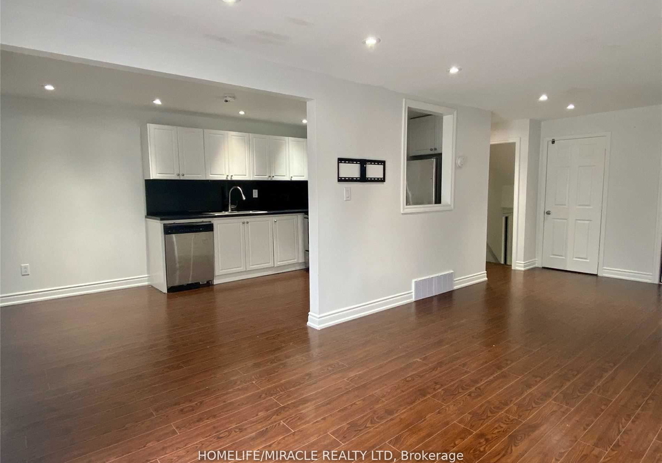 1448-tyneburn-crescent-mississauga-ontario-w12836536