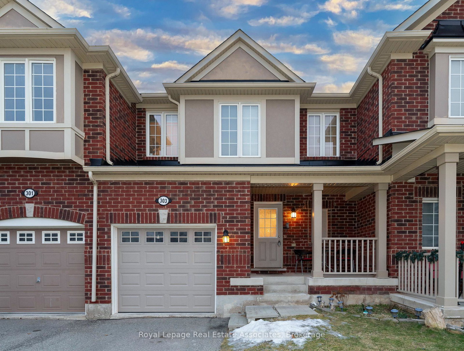303-chuchmach-close-milton-ontario-w12836698