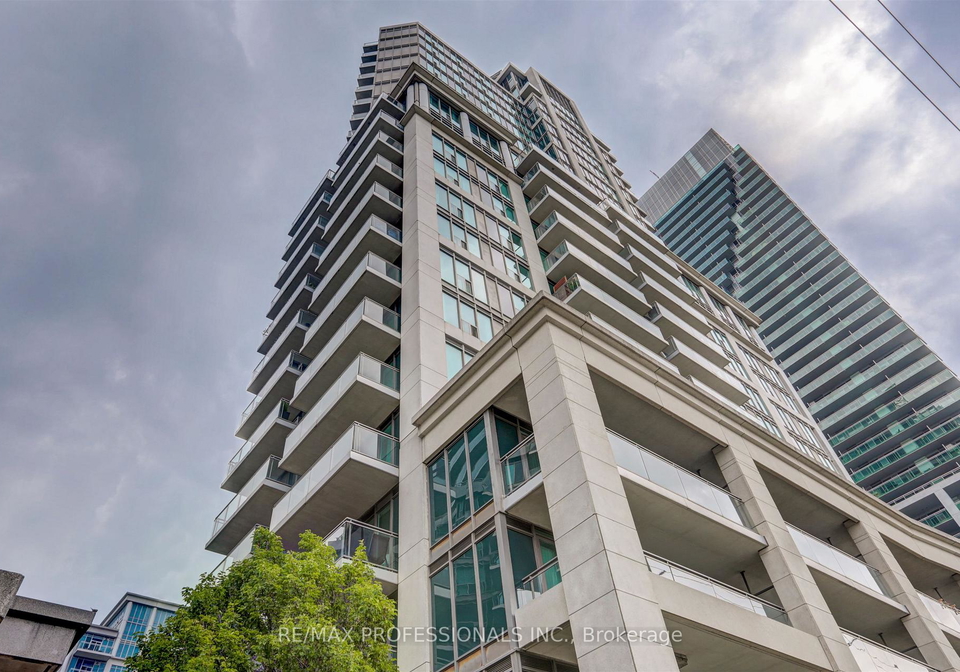 2121-lake-shore-boulevard-w-etobicoke-ontario-w12836860