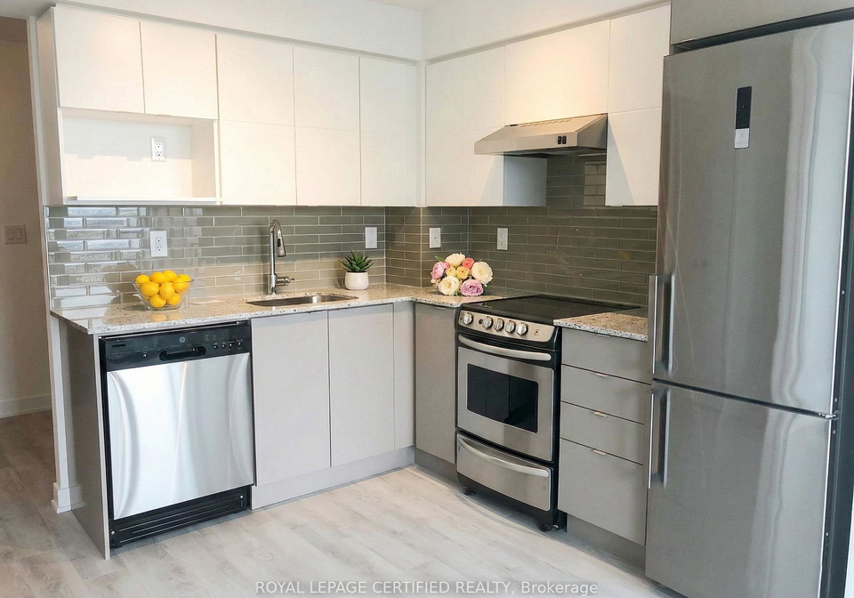 160-flemington-road-north-york-ontario-w12836968
