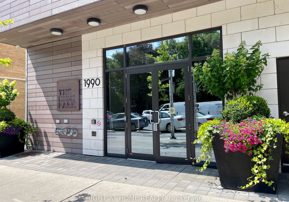 1990-bloor-street-w-toronto-ontario-w12837018