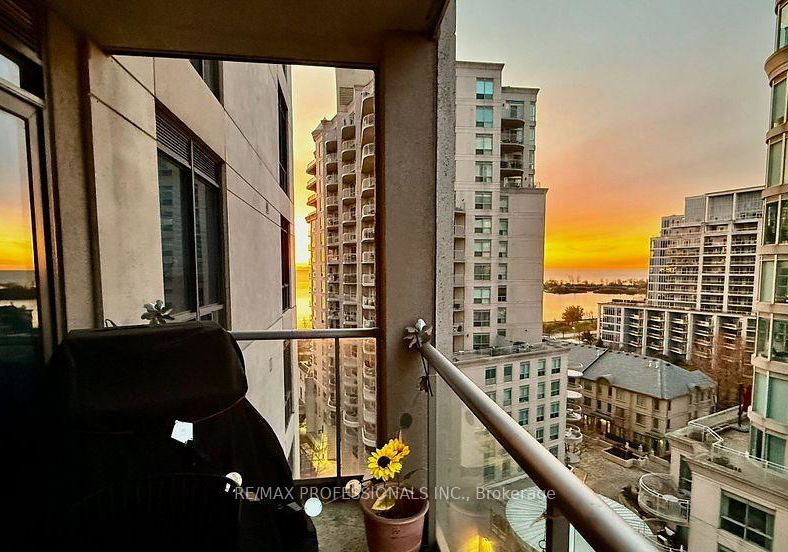 2087-lake-shore-boulevard-w-etobicoke-ontario-w12837040