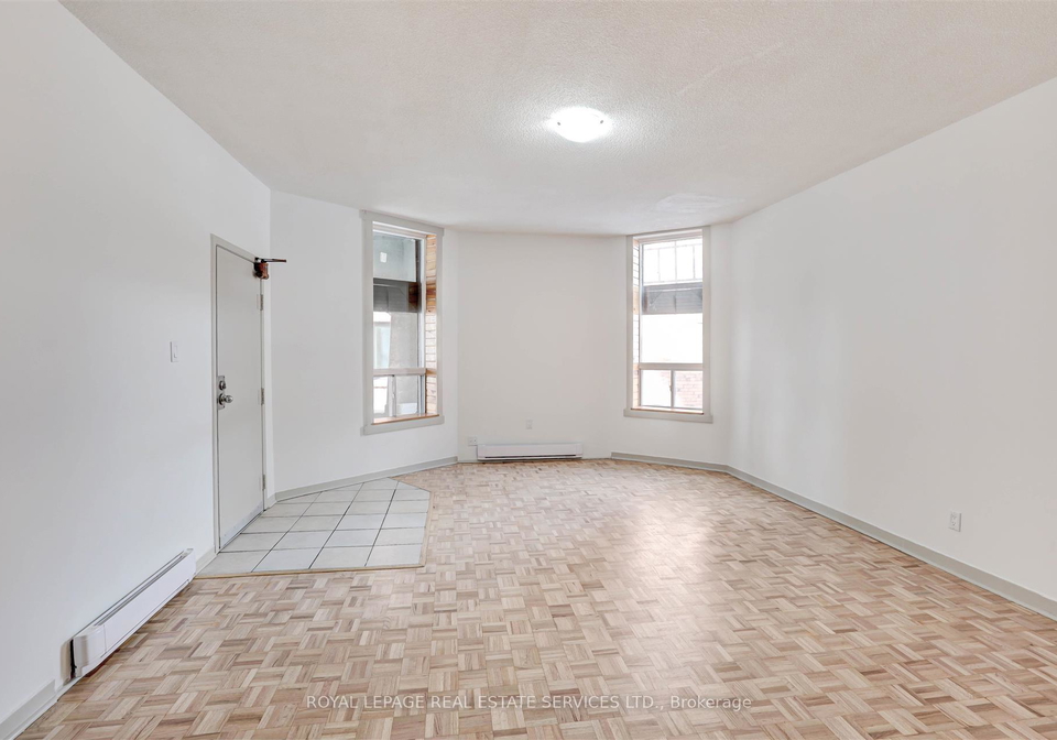 1530-king-street-w-toronto-ontario-w12837114