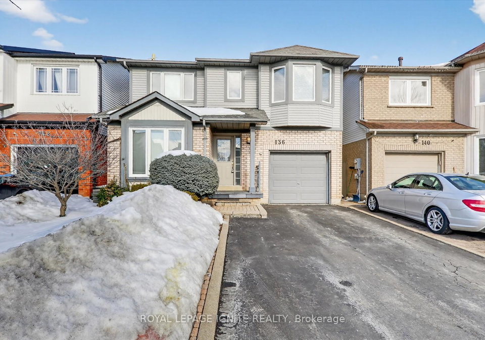 136-chipmunk-crescent-brampton-ontario-w12837156