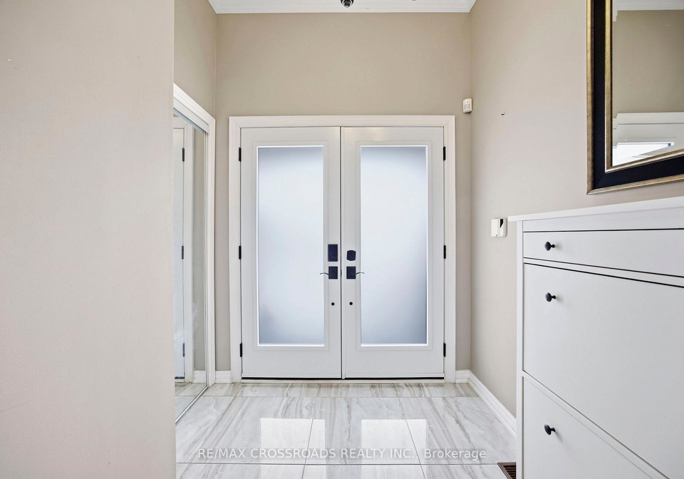 12-sam-frustaglio-drive-north-york-ontario-w12837682