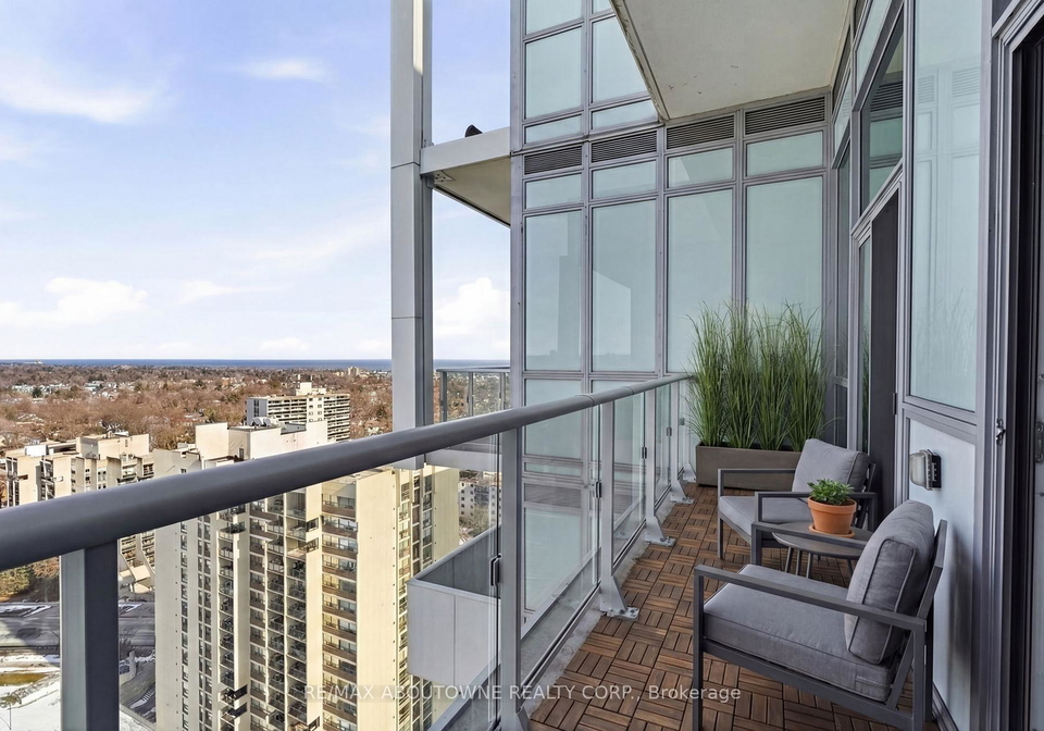 65-speers-road-oakville-ontario-w12837706