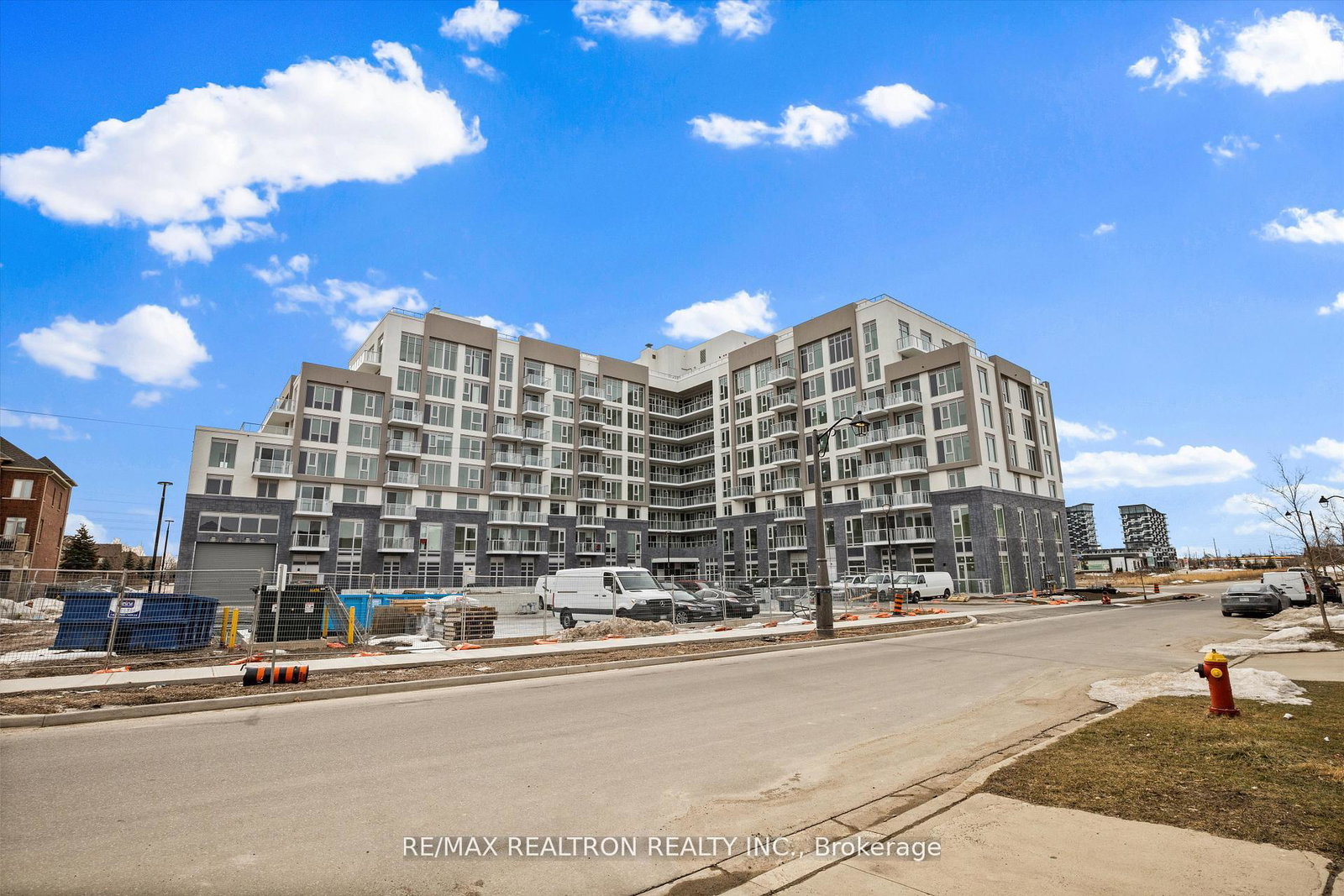 412-silver-maple-drive-oakville-ontario-w12838056