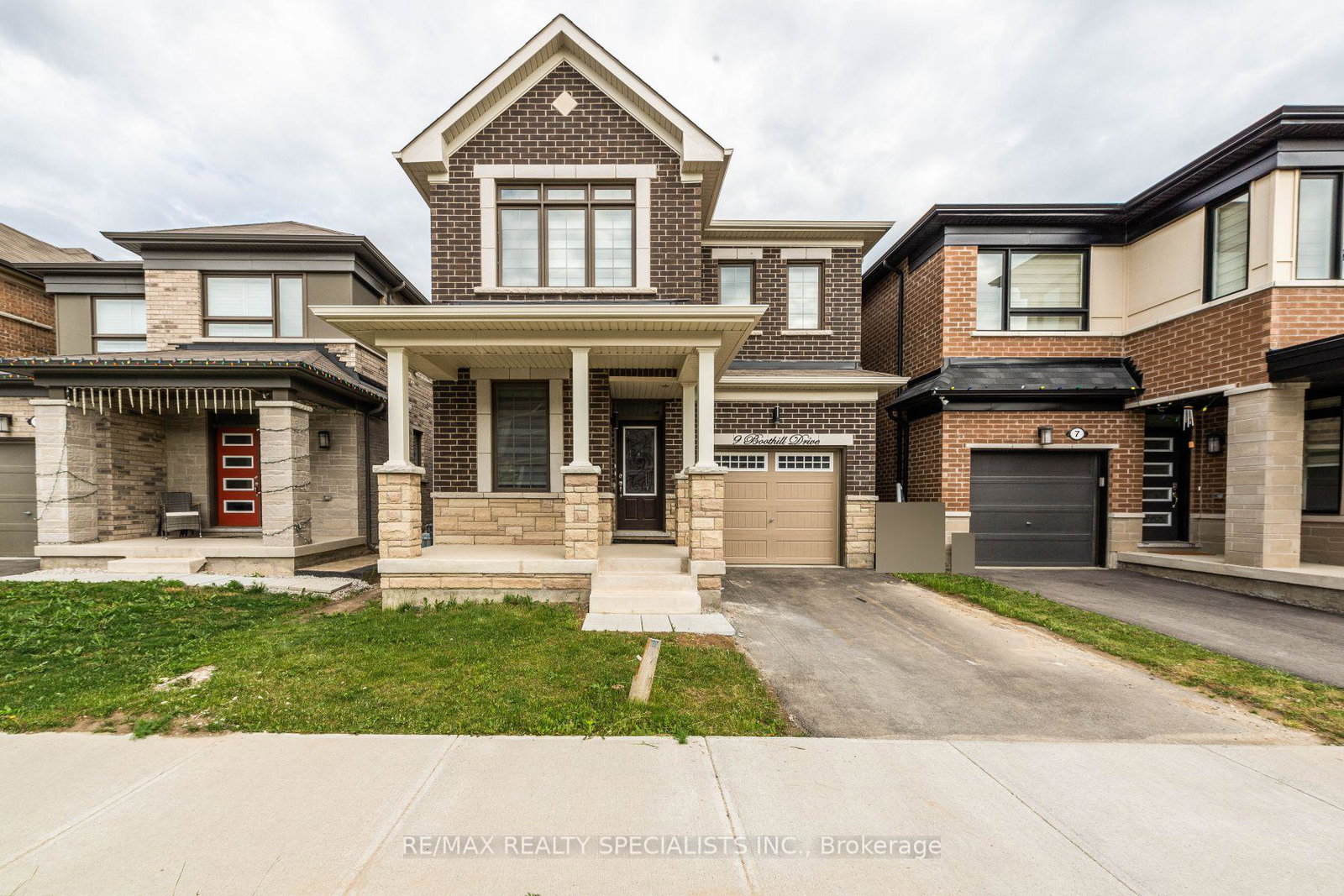 9-boothill-drive-brampton-ontario-w12838408