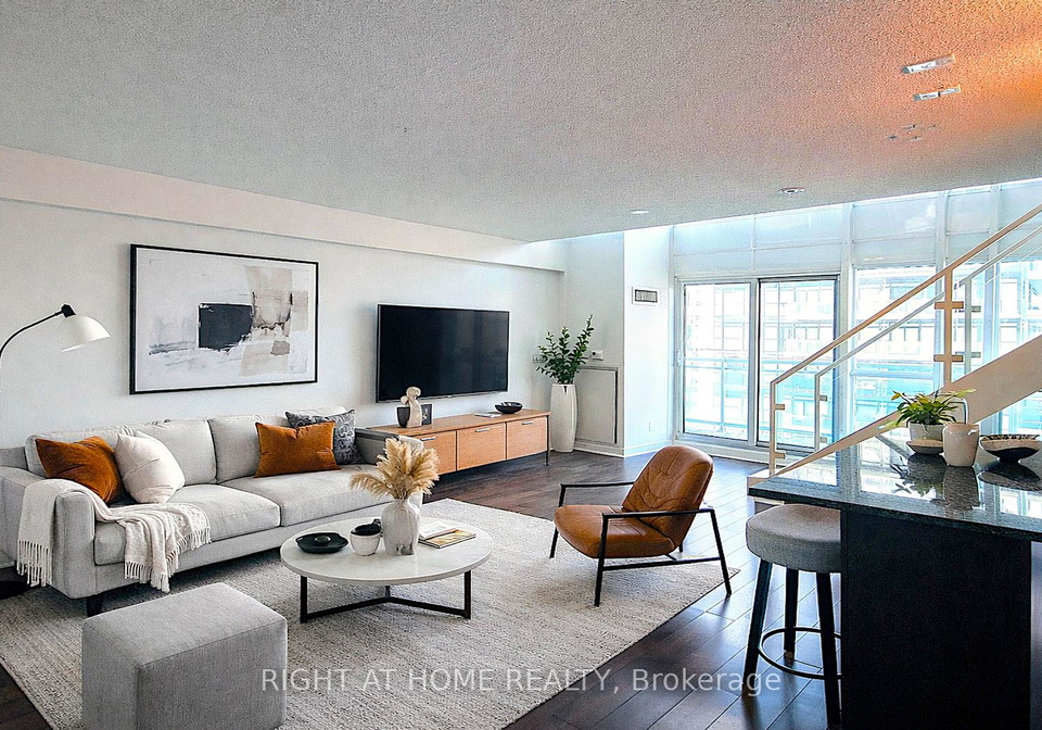 155-legion-road-n-etobicoke-ontario-w12838754