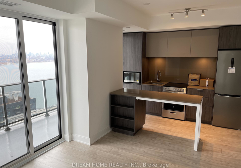70-annie-graig-drive-etobicoke-ontario-w12838878