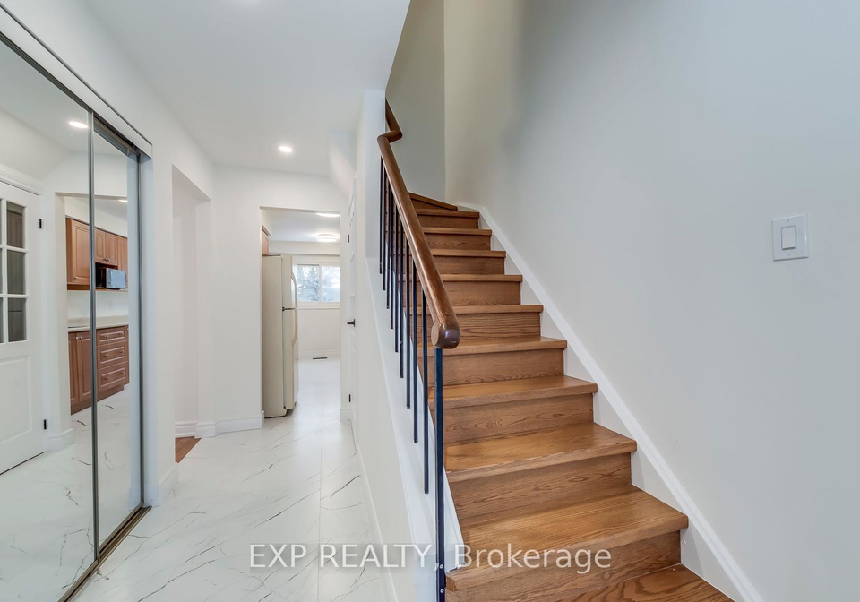1570-cuthbert-avenue-mississauga-ontario-w12839288
