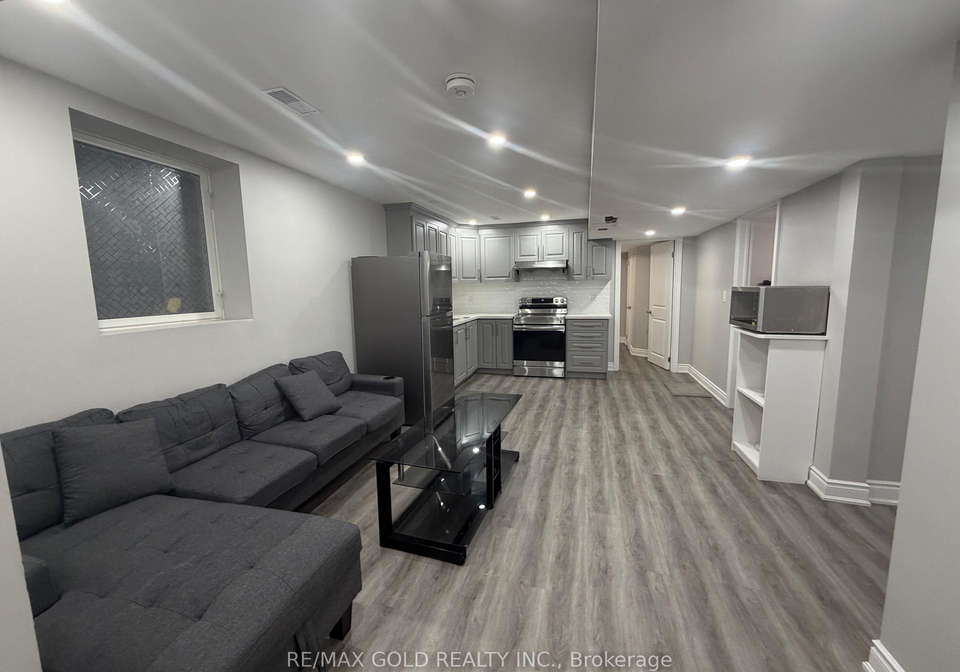 137-cadillac-crescent-brampton-ontario-w12839486