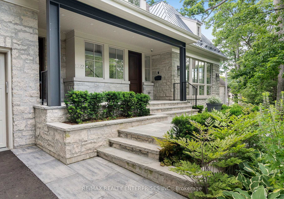 1322-minaki-road-mississauga-ontario-w12839552