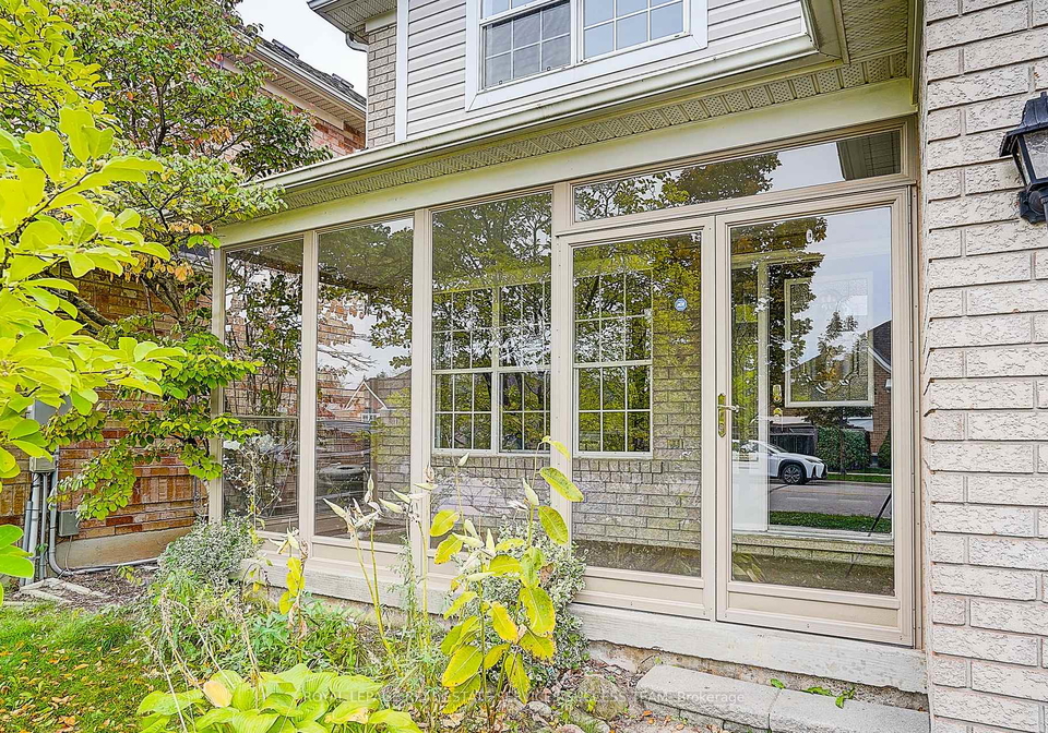 1652-beaty-trail-milton-ontario-w12839596