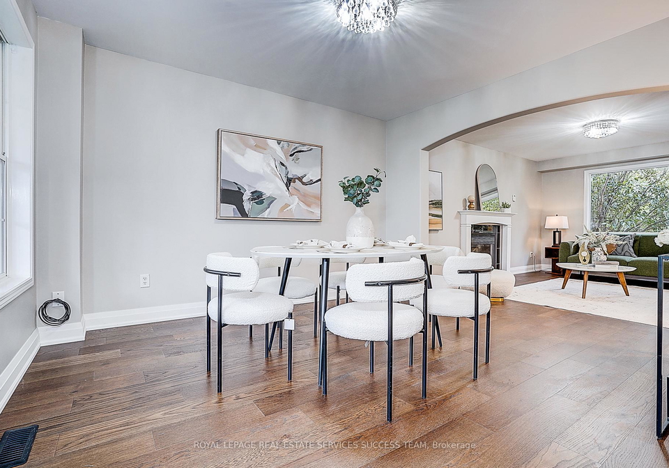 1652-beaty-trail-milton-ontario-w12839596