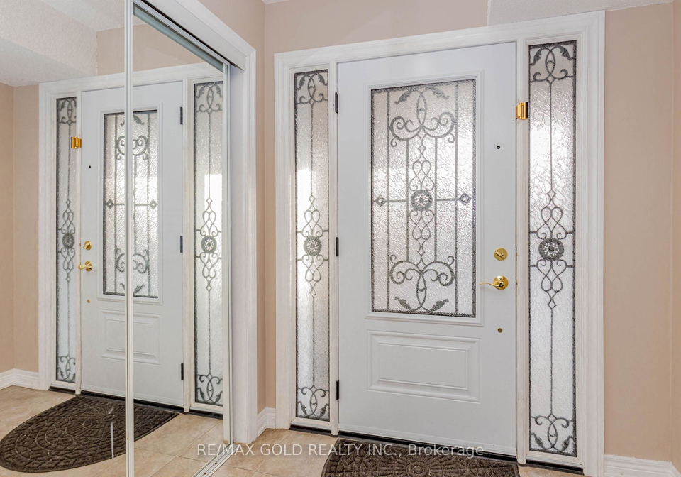 6-october-place-brampton-ontario-w12839632
