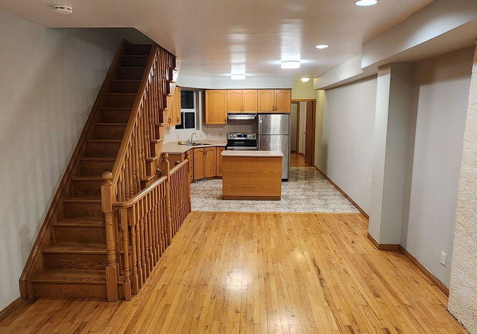 908-ossington-avenue-toronto-ontario-w12839782