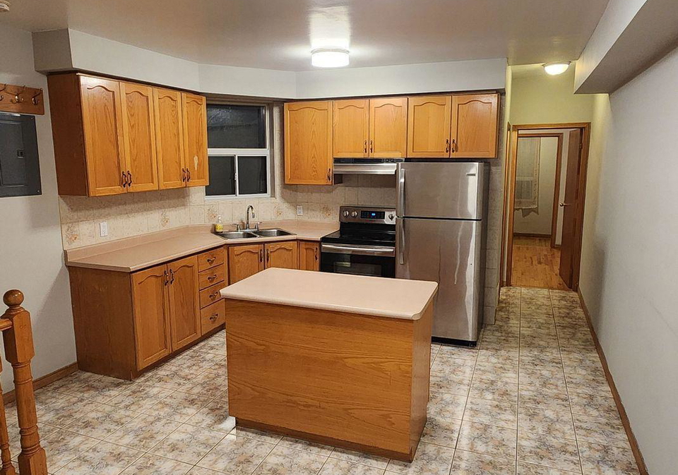 908-ossington-avenue-toronto-ontario-w12839782