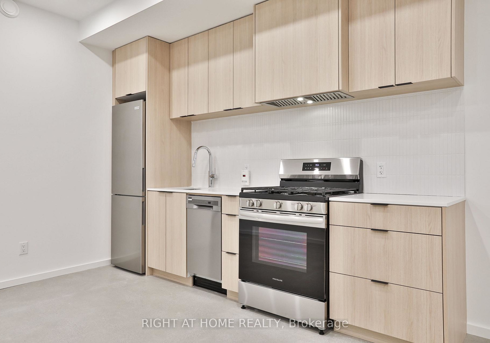 28-salem-avenue-toronto-ontario-w12839852