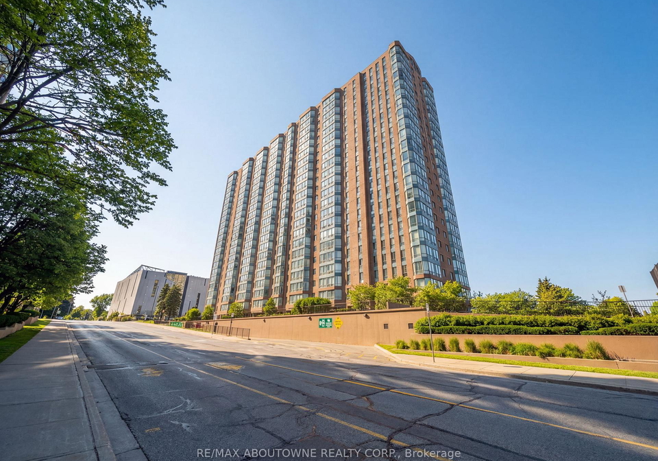 115-hillcrest-avenue-mississauga-ontario-w12840080