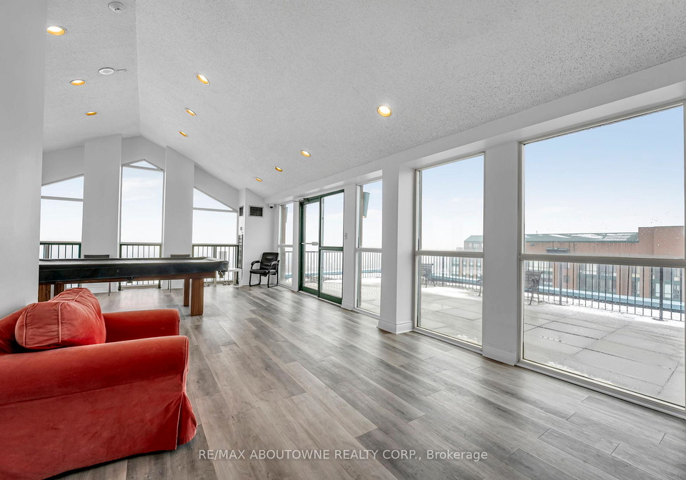 115-hillcrest-avenue-mississauga-ontario-w12840080