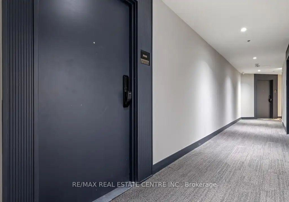 405-dundas-street-w-oakville-ontario-w12840088