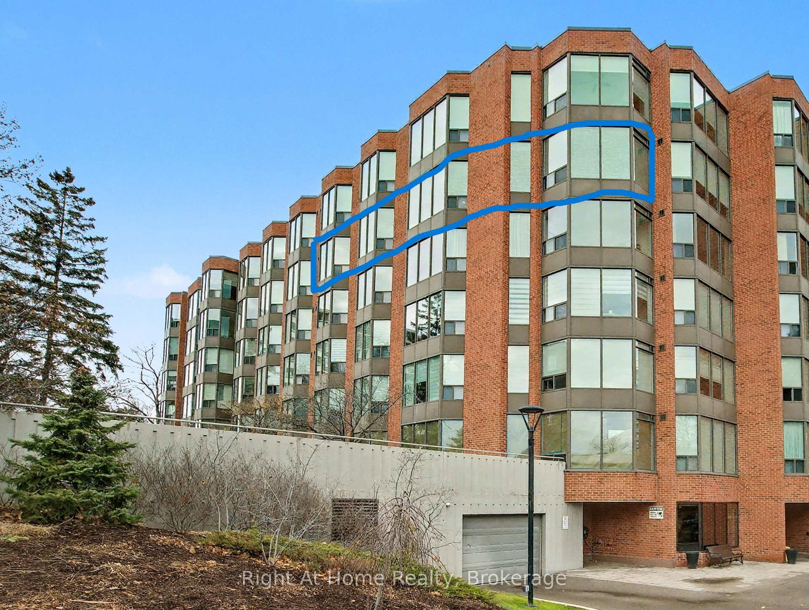 2121-lakeshore-road-burlington-ontario-w12840126