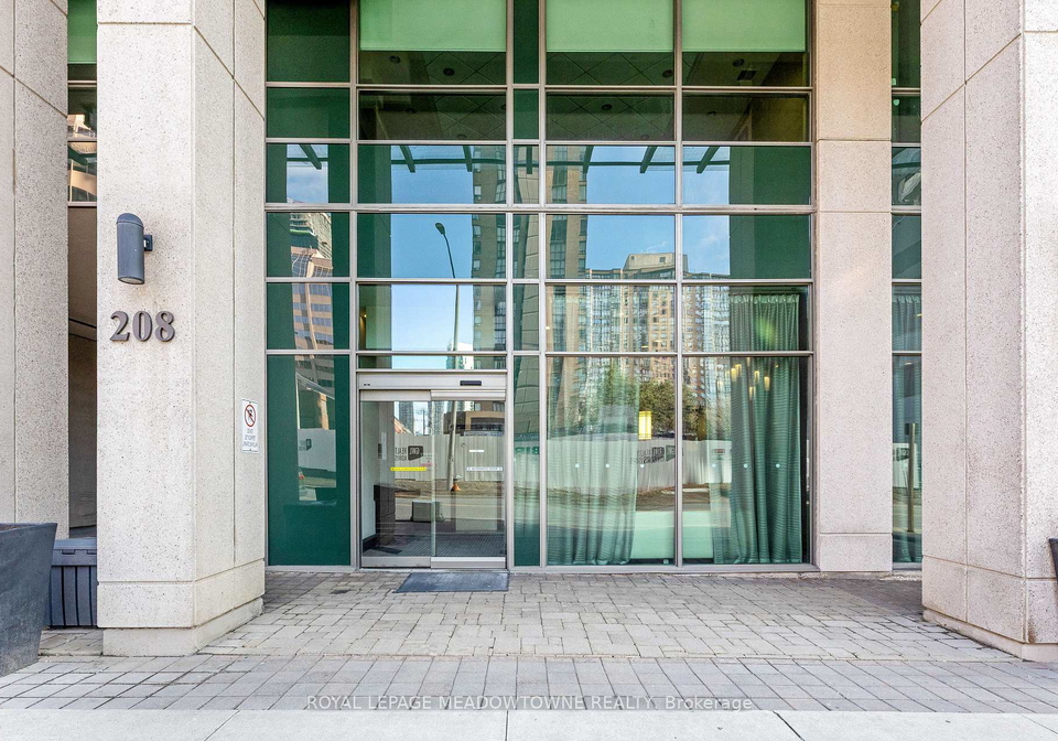208-enfield-place-mississauga-ontario-w12840574