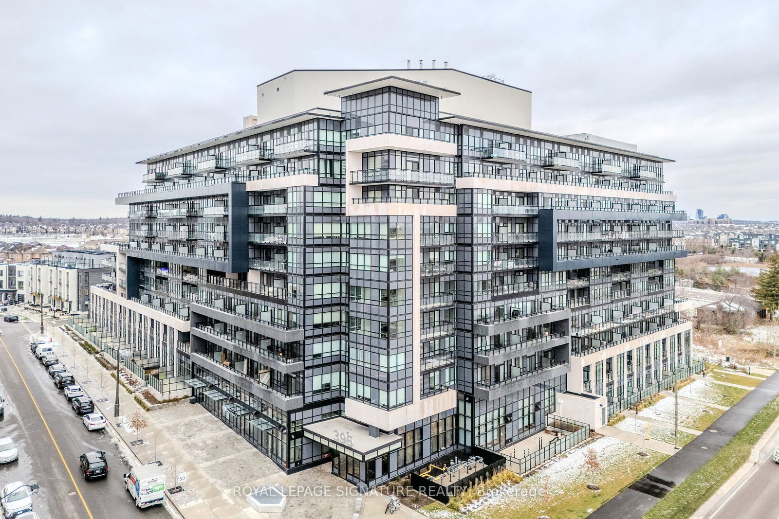 395-dundas-street-w-oakville-ontario-w12840974