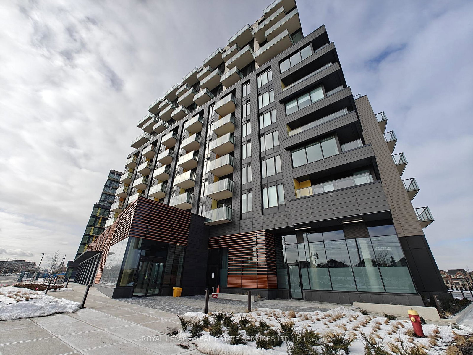 1415-dundas-street-e-oakville-ontario-w12841064