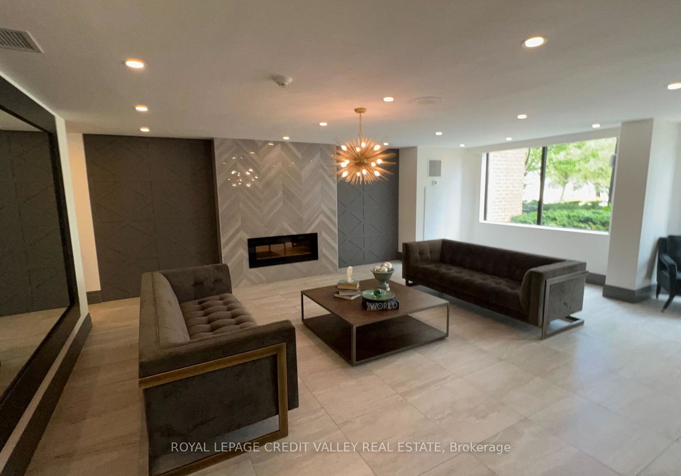 1270-maple-crossing-boulevard-burlington-ontario-w12841338