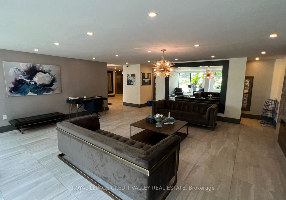 1270-maple-crossing-boulevard-burlington-ontario-w12841338