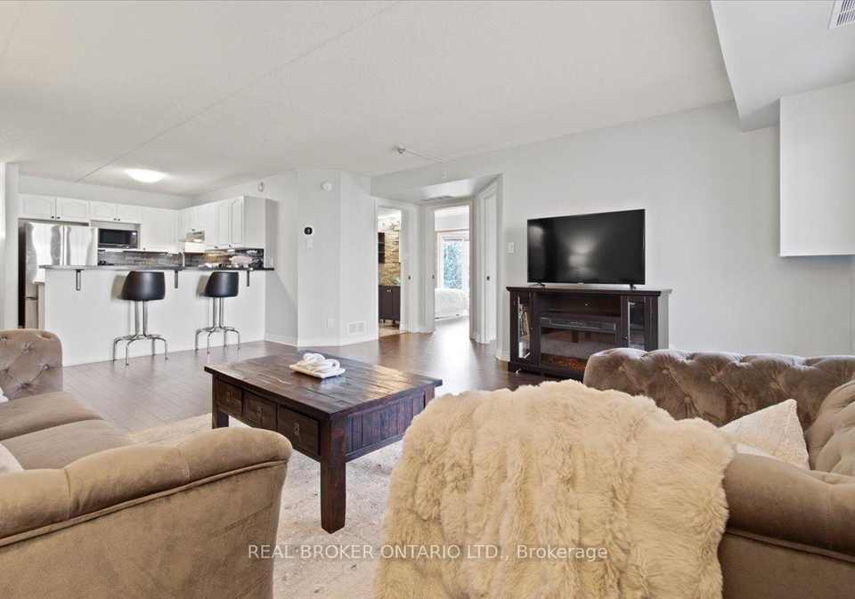 2010-cleaver-avenue-burlington-ontario-w12841510
